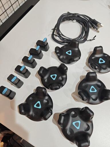 Vive Tracker 6個セット