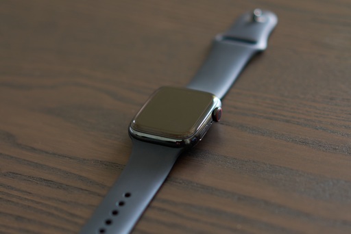 Apple Watch 44mm Series 4 ステンレス（スペースブラック）