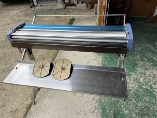 クロス　糊付機