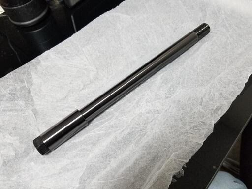 MT-09 MT09 クロモリ製 フロントアクスルシャフト ブラックXSR900