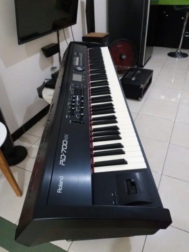 ROLAND ローランドRD700GX