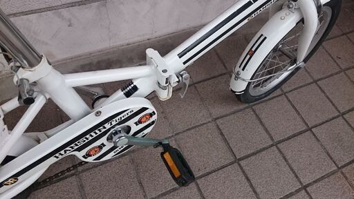 アレ込み・ コンパクト【阪神タイガース 16インチ 折り畳み自転車】