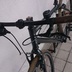 ★★★激安 日本人向け設計【ライトウェイ クロスバイク・アルミフレーム・シマノ外装８段変速】★★★