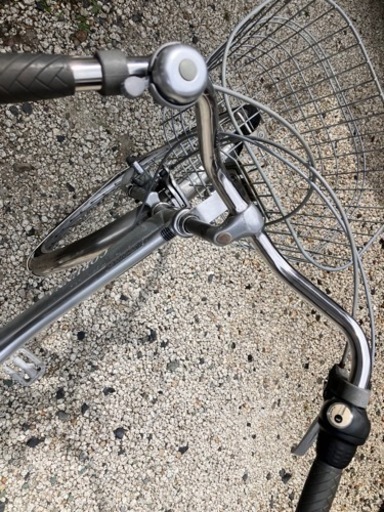 489、ママチャリ27インチシルバー