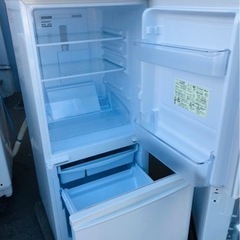 福岡市内配送無料　保証付き　シャープ SHARP SJ-D14C-W [小型 冷蔵庫 137Ｌ つけかえどっちもドア ホワイト]