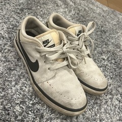 【ネット決済】NIKE スニーカー (23.5cm～24cm)