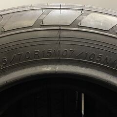 YOKOHAMA BluEarth-Van RY55 215/70R15 107/105N LT 15インチ 夏タイヤ 4本 20年製 バリ溝 100系ハイエース等　(TC935)