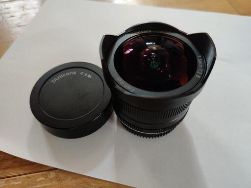 7.5mm f2.8 fish eyeマイクロフォーサーズ用魚眼レンズ
