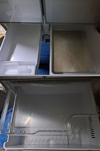 HITACHI 日立 6ドア ノンフロン冷凍冷蔵庫 565L（冷蔵398L、冷凍167L） R-B5700（XS）型 2012年製