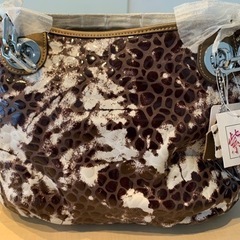 【紫山】イタリア製牛革エナメル　　オリジナルブランドバッグ
