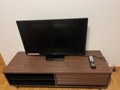 テレビとテレビ台（テレビのみ、テレビ台のみも可能です）