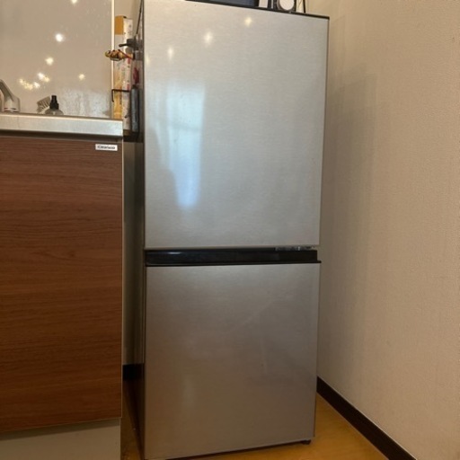 ひとり暮らし用　冷蔵庫　2020年式アクア 型番　AQR-J13J（s）
