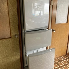 東芝冷蔵冷凍庫　340L  シルバーグレー