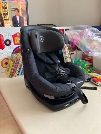 出産準備　チャイルドシート　Maxi-Cosi　マキシコシ　アクシスフィックスプラス　ISOFIX