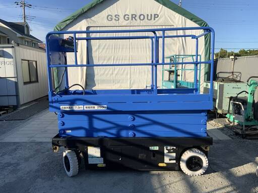 AICHI SV08B テーブルリフト高所作業車 最大床高7.9ｍ