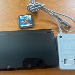 3DS（本体のみ）、付属充電器、ソフト