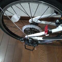 新品同様  アサヒサイクル アルブレイズ 軽量アルミフレーム   小径折り畳み  外装6段