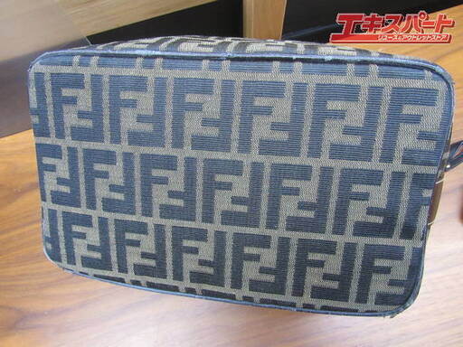 FENDI フェンディ ズッカ柄 バニティバッグ 化粧バッグ ポーチ バニティ ハンドバッグ バッグ エキスパート藤沢辻堂店 FENDI フェンディ ズッカ柄 バニティバッグ 化粧バッグ ポーチ