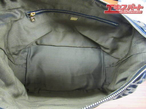 FENDI フェンディ ズッカ柄 バニティバッグ 化粧バッグ ポーチ