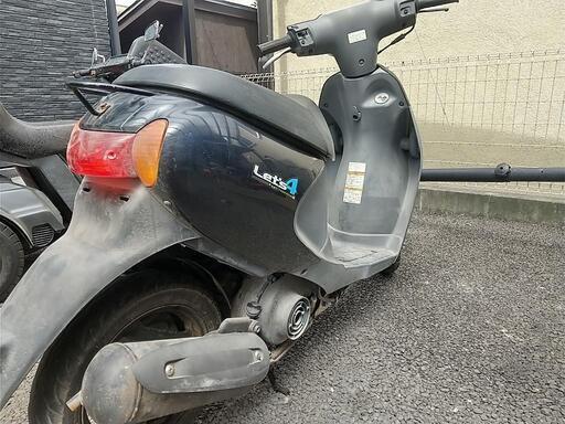 商談中です！スズキレッツ４❕バッテリーとエンジンオイル交換しました❕ 商談中です！スズキレッツ4❕バッテリーとエンジンオイル交換しました❕