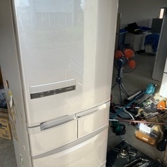 2015年製ファミリ用冷蔵庫