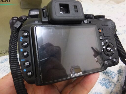 【一台限り☆】FUJIFILM デジタルカメラ FinePix HS30EXR 光学30倍 F FX-HS30EXR　（検索用　デジカメ　一眼レフ）
