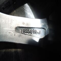 LEONS  15ｲﾝﾁ　4 1/2J  PCD100 ４穴　