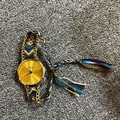 ミサンガ風 腕時計