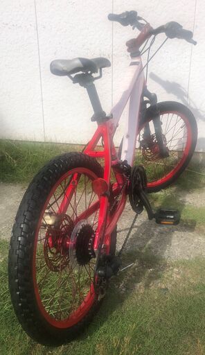 値引きしました。フェラーリMTB 20インチキッズバイク 2X7 14段変速