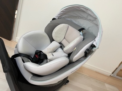 コンビ　チャイルドシート　ISOFIX