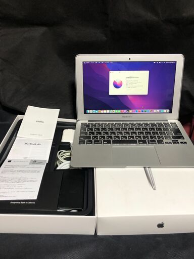「MacBook Air 11インチ Mid 2013 MD711J/A」 Core i5搭載 /メモリー4GB / SSD-128GB / MacOS(Monterey-Patcher利用)とOffice2019・Bootcamp側はWin11(最新22H2)とOffice2010で選択起動可能 / Webカメラ / Bluetooth / 無線LAN /箱付きフルセット
