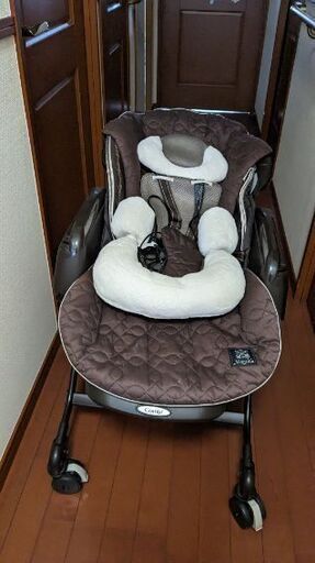 【再値下げ】美品 電動ベビーチェア combi ネムリラ オートスイング