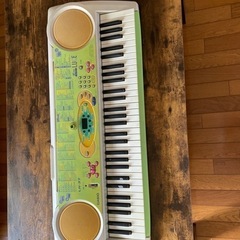 CASIO 電子ピアノ　中古