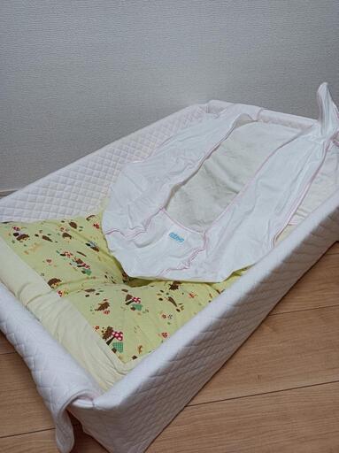 天使の寝床　（トコちゃんベルトの若葉　新生児、赤ちゃん用寝具）ピンク色