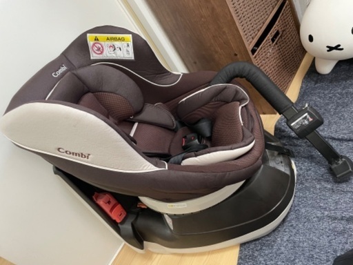 新生児から使えるチャイルドシート