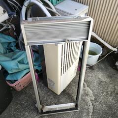 ルームエアコン 冷房専用 KAW-1827 KOIZUMI-ワンピースLIMITED EDITION 
