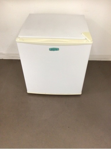 2013年製　冷蔵庫46L（吉井電機）★値下げしました！