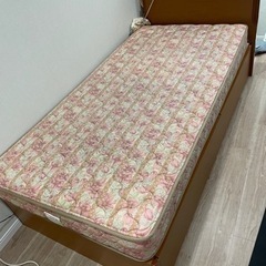 ニトリ　収納付きベッド(マットレス付)シングルベッド