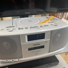 TOSHIBA CDラジオカセットレコーダー リモコン付き　リサ...