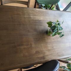 木材テーブル