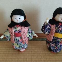 日本人形　２体