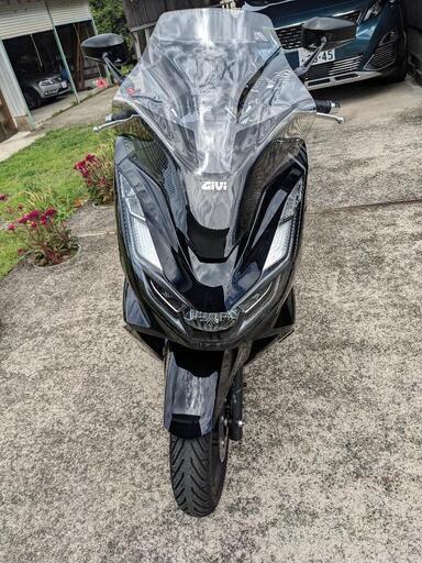 価格交渉可!!【超美品】現行PCX125cc　走行1900km　カスタム多数