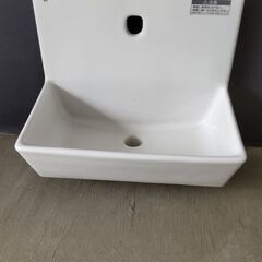 LIXIL手洗い器・壁付け水栓
