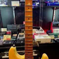 ② 函館・北斗市近郊 直接取引限定 Fender U.S.A. Yngwie Malmsteen Signature Vintage White フェンダー U.S.A. イングウェイ シグネイチャー イエローホワイト 1995-1996年製