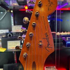 ② 函館・北斗市近郊 直接取引限定 Fender U.S.A. Yngwie Malmsteen Signature Vintage White フェンダー U.S.A. イングウェイ シグネイチャー イエローホワイト 1995-1996年製