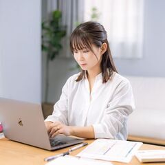 完全在宅ワーク☆顔出しなし☆服装自由！電話案内業務⋈