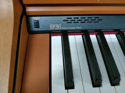 鍵盤楽器、ピアノ Roland HP 203