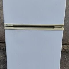 ユーイング ノンフロン冷凍冷蔵庫（90L）無料