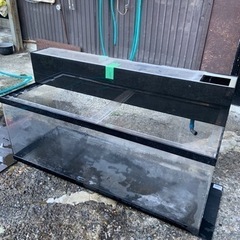 売切れました】極美品・大型アクリル水槽