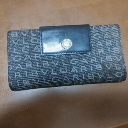 ブルガリ 財布 1万円